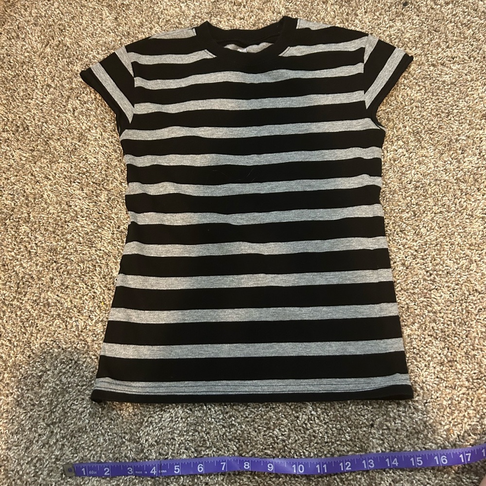 grey and black striped baby tee